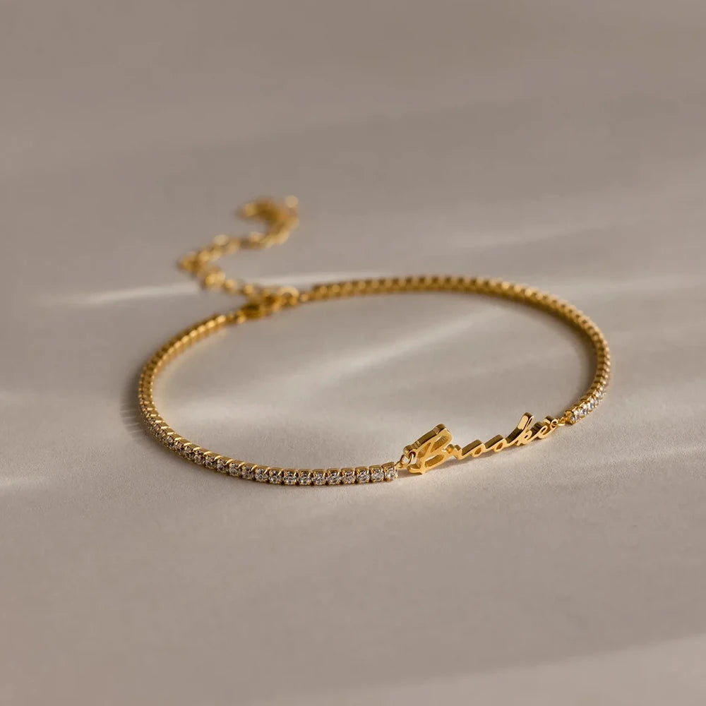 Personalised Name Bracelet for Women – Custom Stainless Steel Letter Bangle (Hypoallergenic)