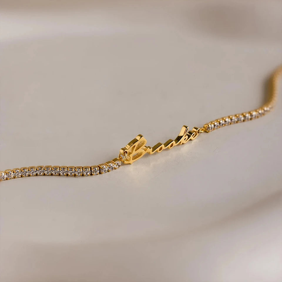 Personalised Name Bracelet for Women – Custom Stainless Steel Letter Bangle (Hypoallergenic)