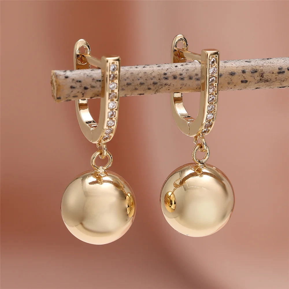 Small Gold Hoop Earrings for Women – Cute Round Metal Charm Earrings, Wedding & Gift Jewellery