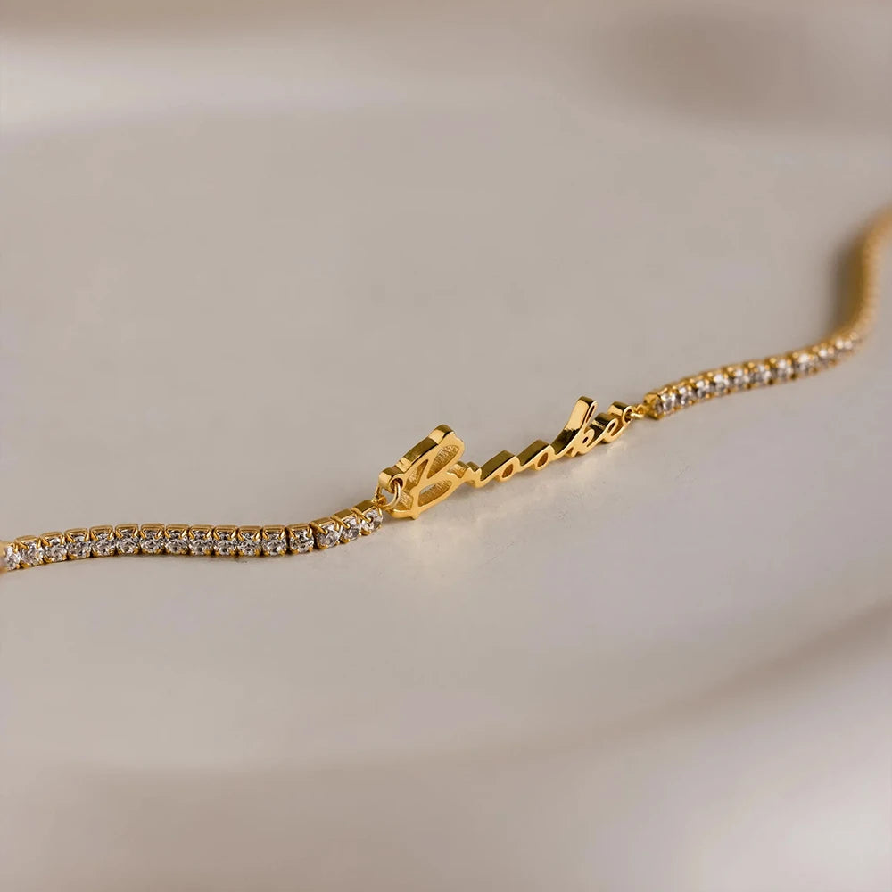 Personalised Name Bracelet for Women – Custom Stainless Steel Letter Bangle (Hypoallergenic)